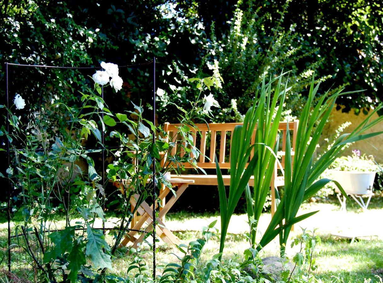 Bed and breakfast Madeleine Bergerac Extérieur photo